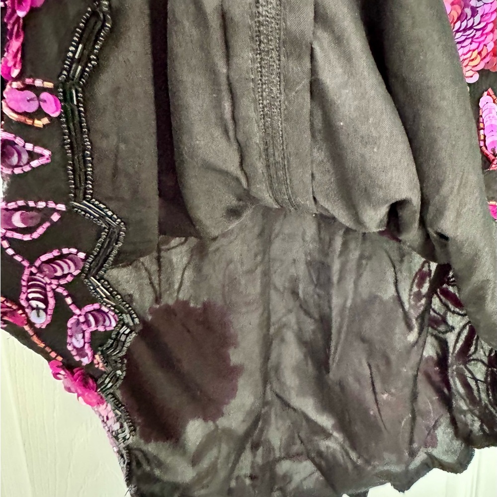 Stunning Vtg Lawrence Kazar Paris~ NY Black Silk Sequin Scalloped Hem Top L - Picture 5 of 5